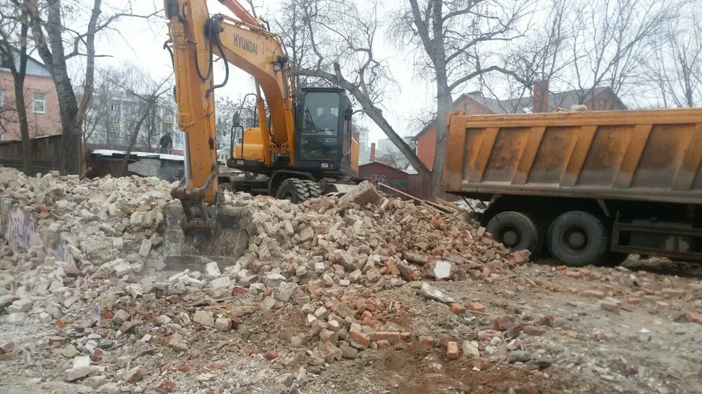 Вывоз мусора ОССиГ с выездом в Уфе в октябре