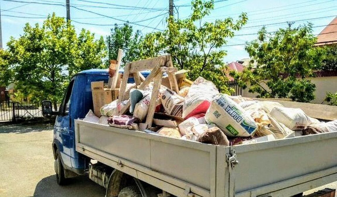 Вывоз мусора Газелью в Уфе в октябре