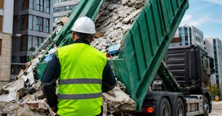 Вывоз строительного мусора в Уфе: услуги лицензированной компании — ПроМусор